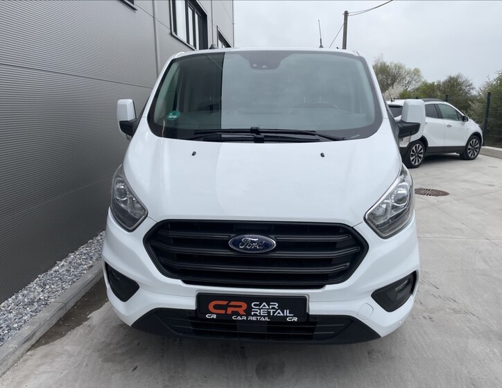 Ford Transit Custom 10