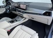 BMW X7 9