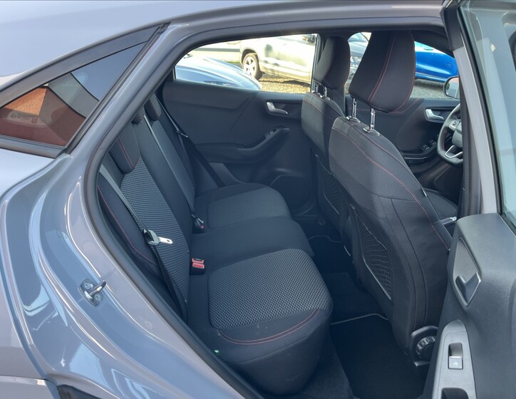 Ford Puma 23