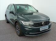 Volkswagen Tiguan 7
