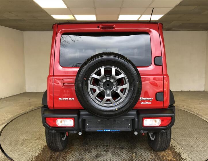 Suzuki Jimny 6