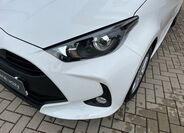 Toyota Yaris 10