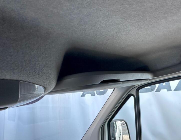 Volkswagen Crafter 27