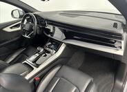 Audi SQ8 22
