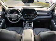 Toyota Highlander 16