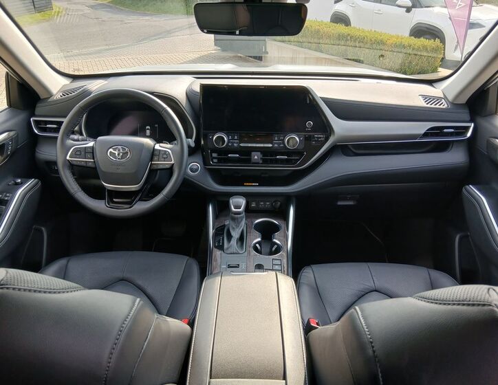 Toyota Highlander 16