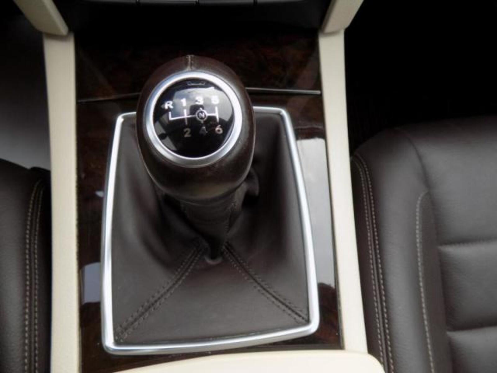 Mercedes-Benz Třídy E 30