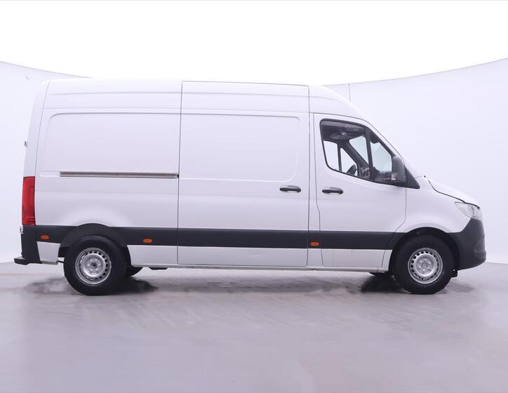 Mercedes-Benz Sprinter 6