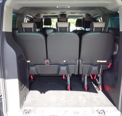 Ford Tourneo Custom 19