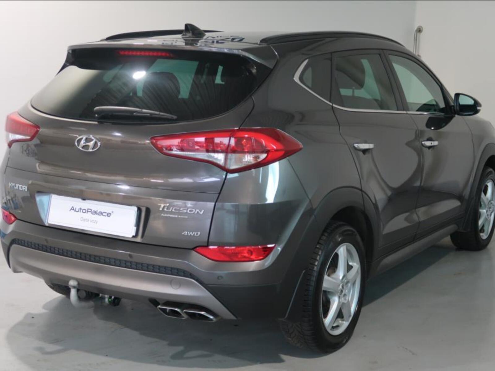 Hyundai Tucson 4