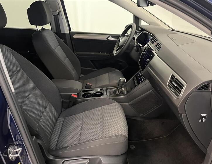 Volkswagen Touran 22