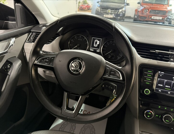 Škoda Octavia 21