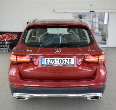 Mercedes-Benz GLC 7