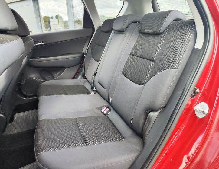 Hyundai i30 11