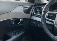 Volvo XC90 13