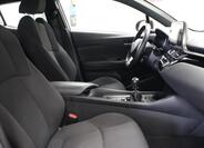 Toyota C-HR 12