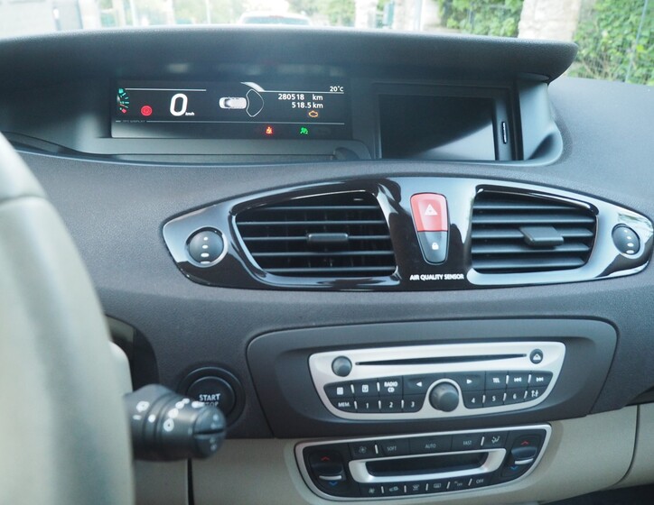 Renault Scénic 9