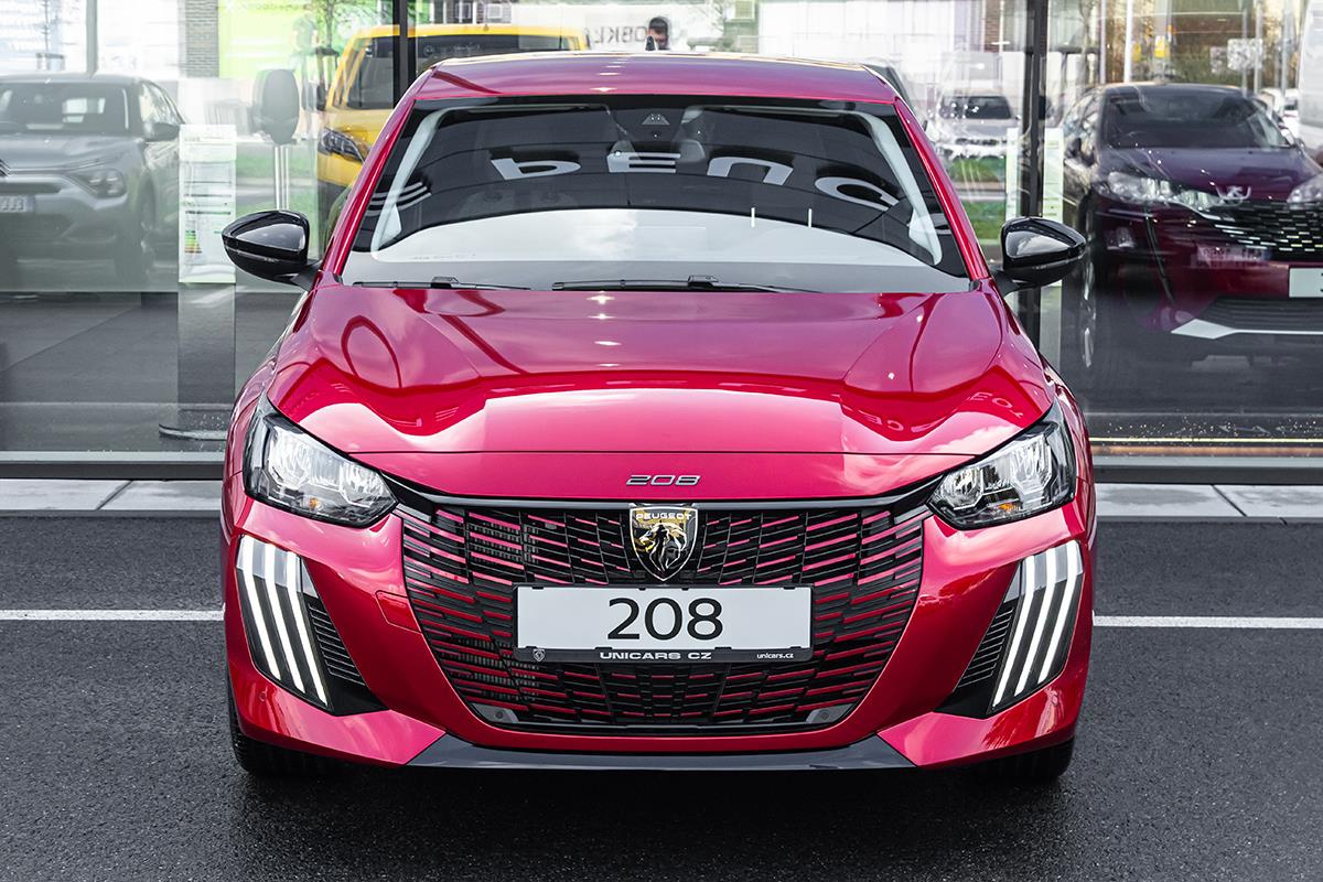 Peugeot 208