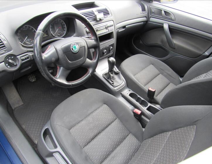 Škoda Octavia 9