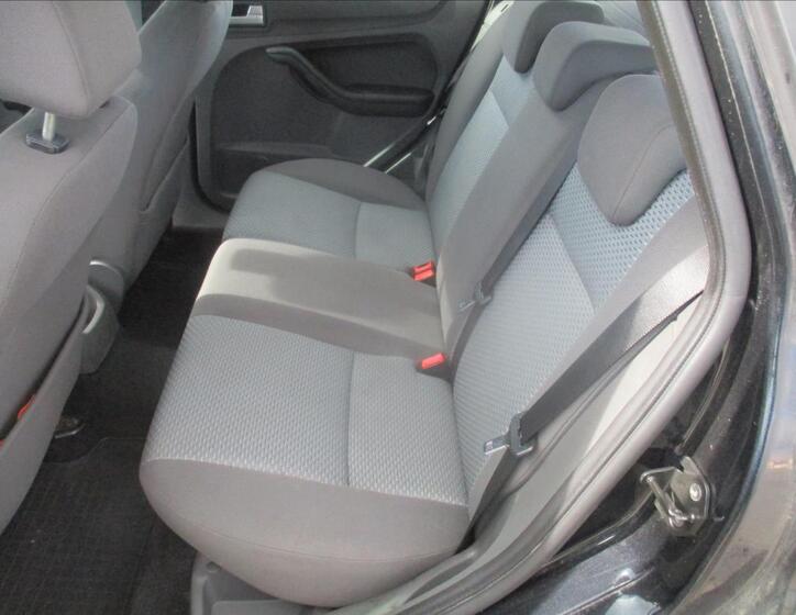 Ford Focus 8