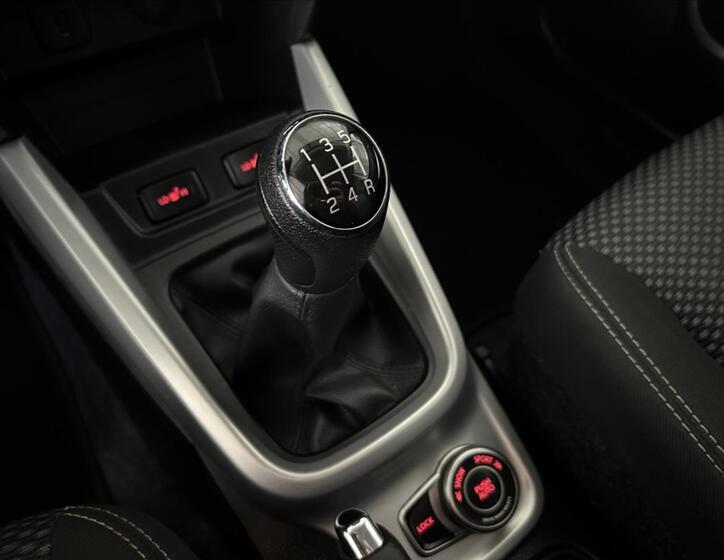 Suzuki Vitara 20