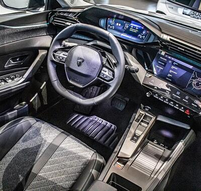 Peugeot 408 10