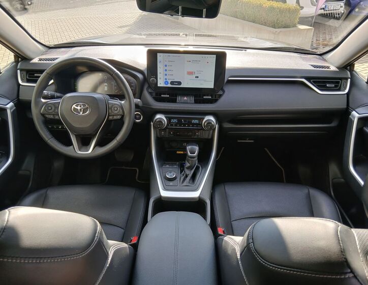 Toyota RAV4 18