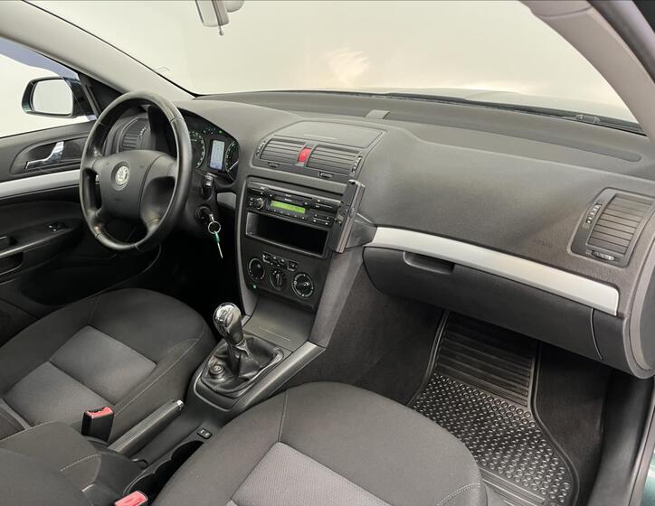 Škoda Octavia 15