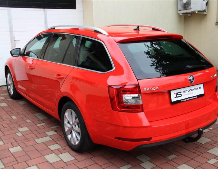 Škoda Octavia 10