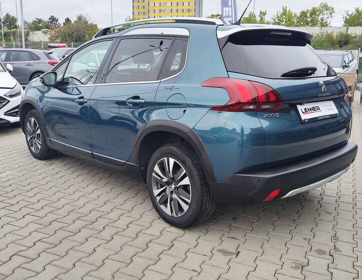 Peugeot 2008 7