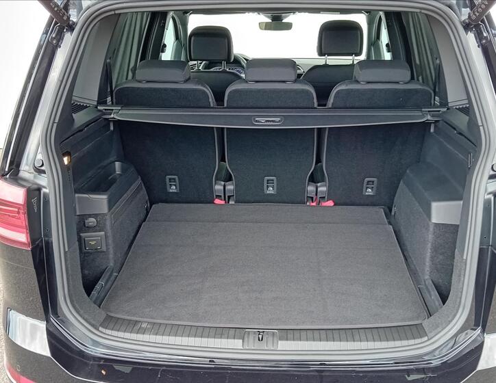 Volkswagen Touran 11