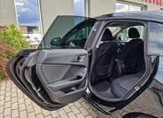 BMW Řada 2 18