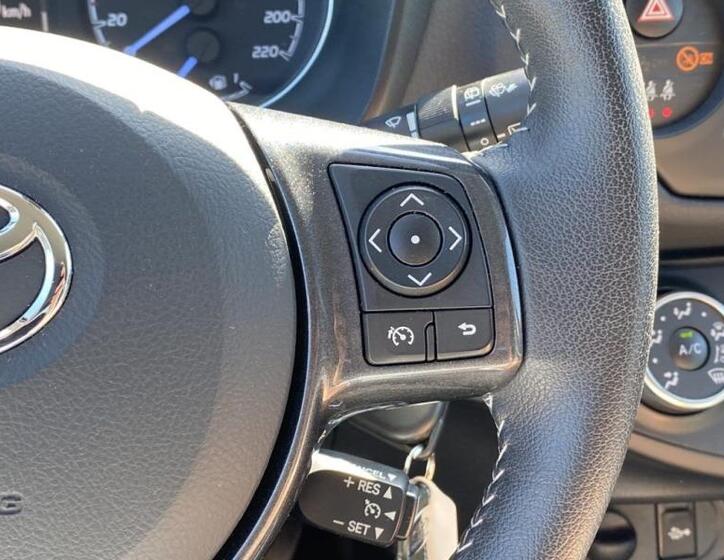 Toyota Yaris 19