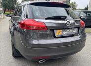 Opel Insignia 9
