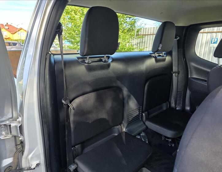 Nissan Navara 28