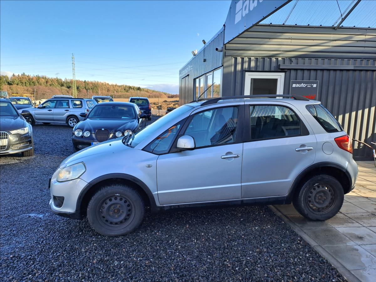 Suzuki SX4