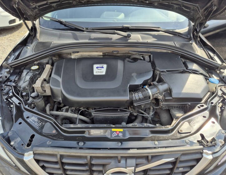 Volvo XC60 13