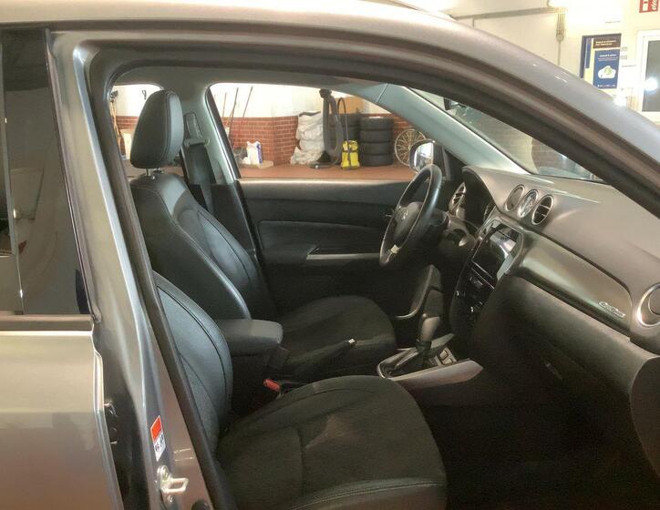 Suzuki Vitara 2