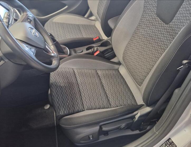 Opel Astra 12