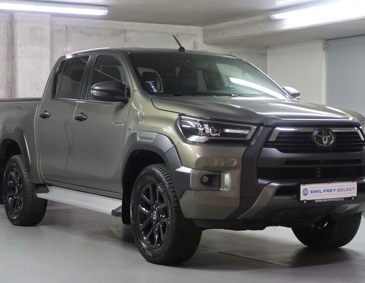 Toyota Hilux 3