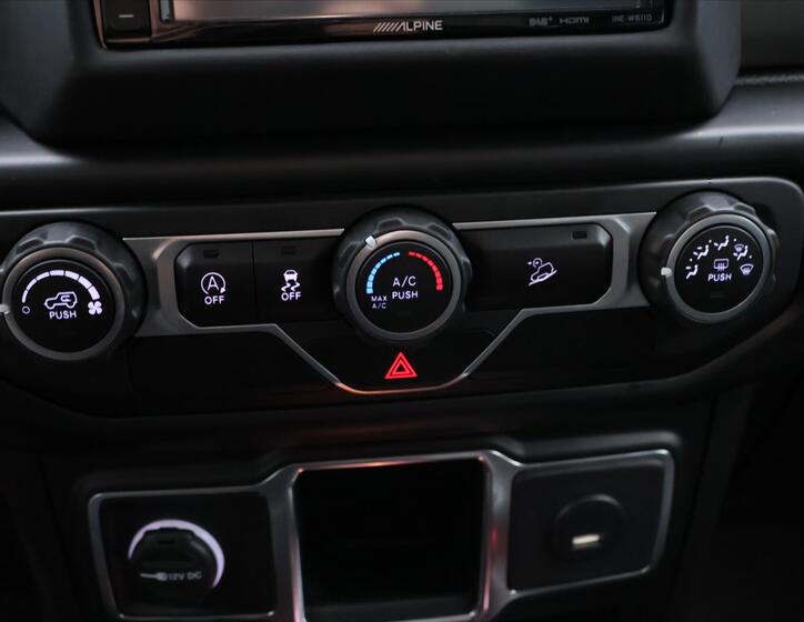 Jeep Wrangler 18