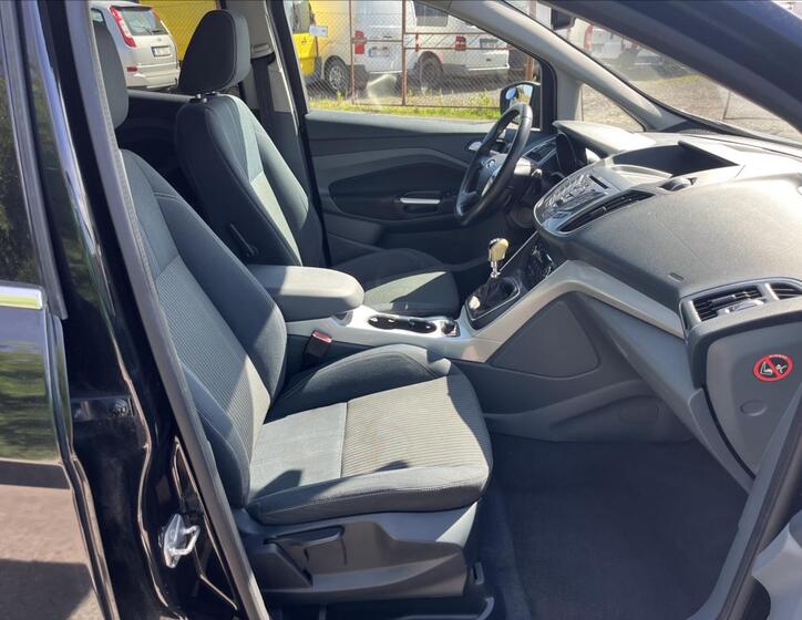 Ford C-MAX 11