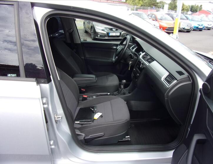 Škoda Rapid 9