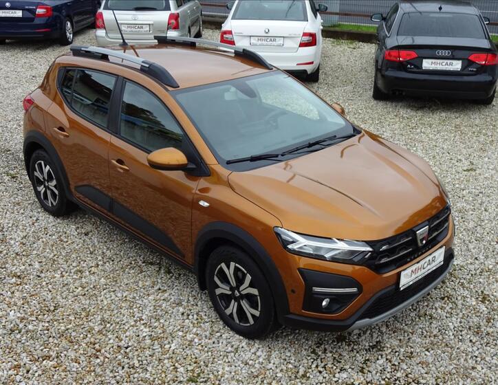 Dacia Sandero 1