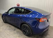 Tesla Model Y 6