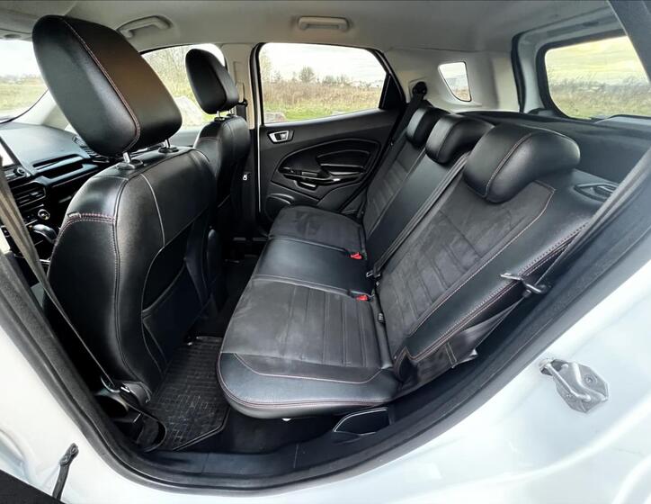 Ford EcoSport 23