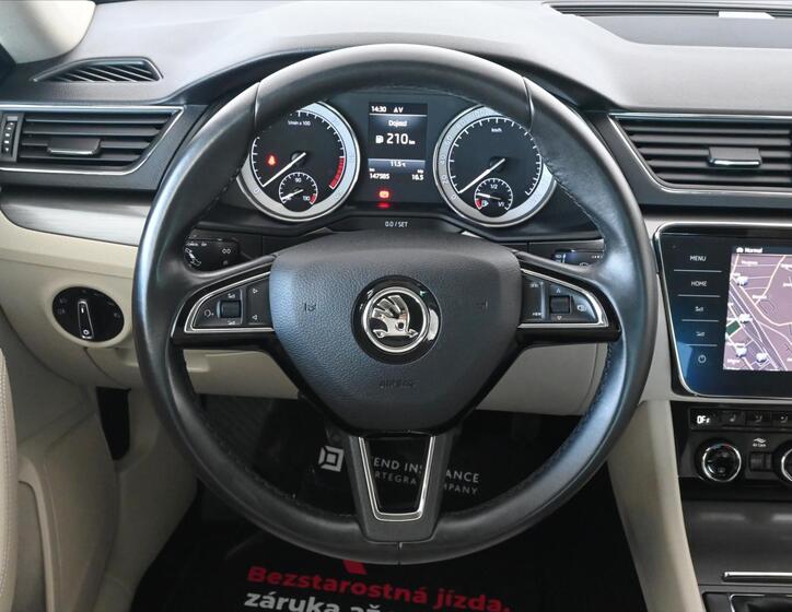Škoda Superb 16