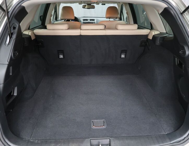 Subaru Outback 11