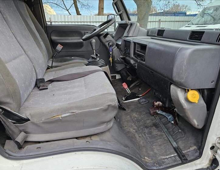 Nissan Cabstar 26