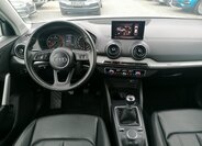 Audi Q2 9